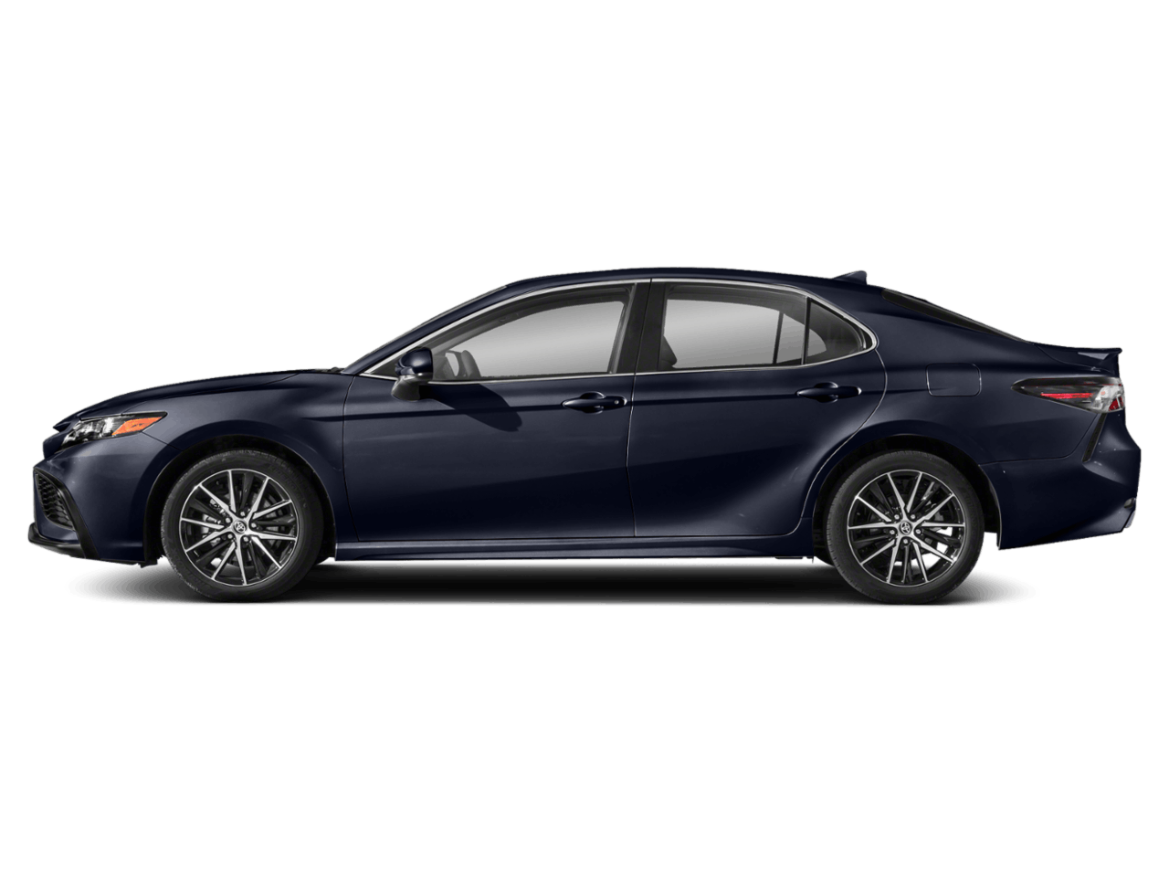 2022 Toyota Camry SE's photo