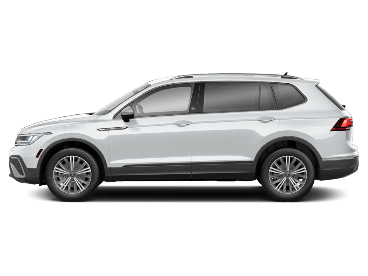 2024 Volkswagen Tiguan Wolfsburg Edition's photo