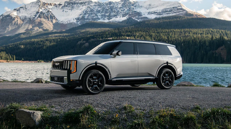 2027 Kia Telluride Hybrid outdoors