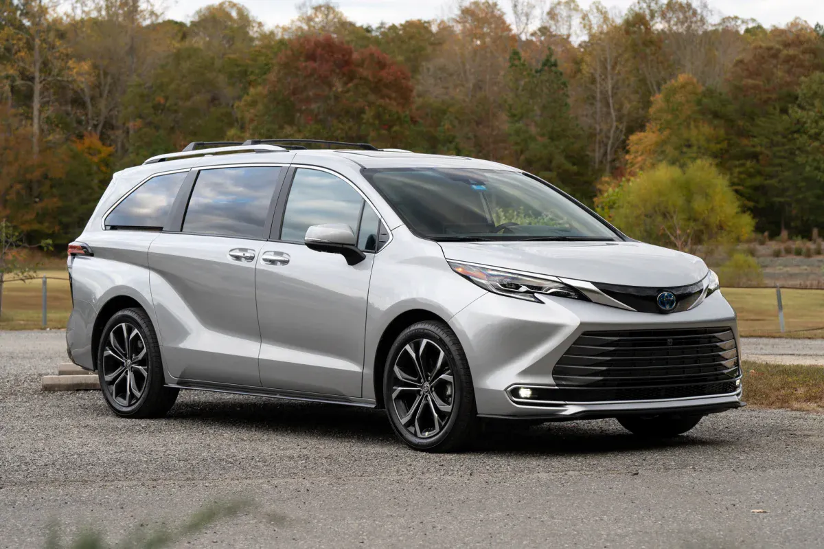 Toyota Sienna in St. Albans, VT | Handy Toyota